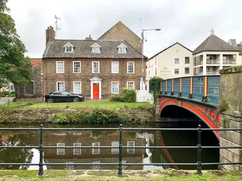 Bridge House Office Suite Thetford Grade II Listed