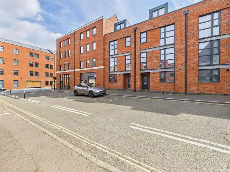 1 Bedroom Flat to Rent