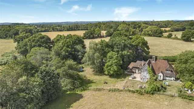 Grade II Listed Home in Peaceful Rural Setting