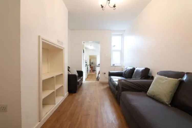 8 Bedroom Student House Share Semi Detached House