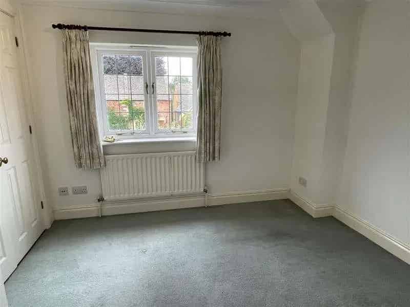2 Bed Semi-Detached House for Sale