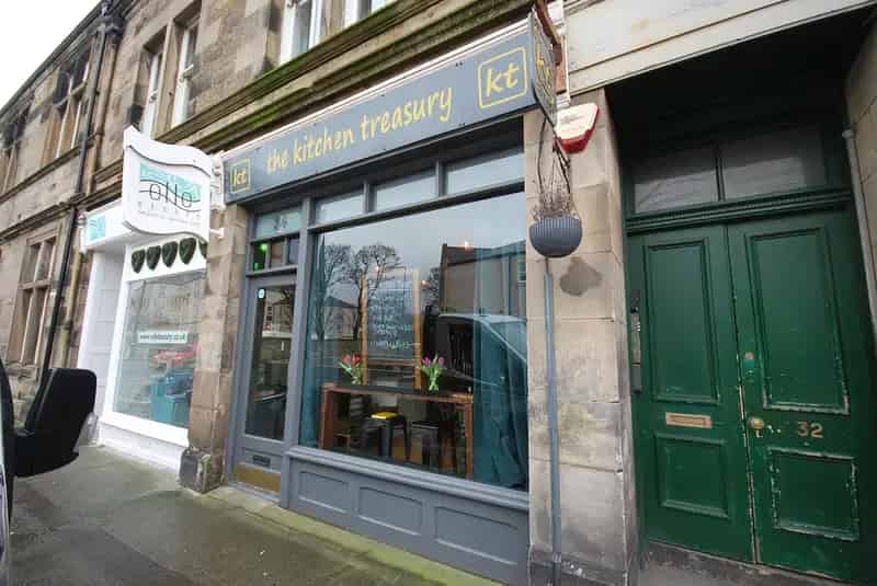 485 sq ft Retail Unit For Lease or Sale in Kirkcaldy