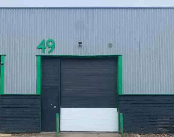 2314 sq ft Refurbished Industrial Unit with Office Space