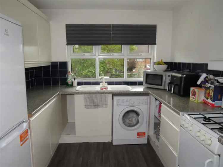 2 Bedroom Maisonette to Rent
