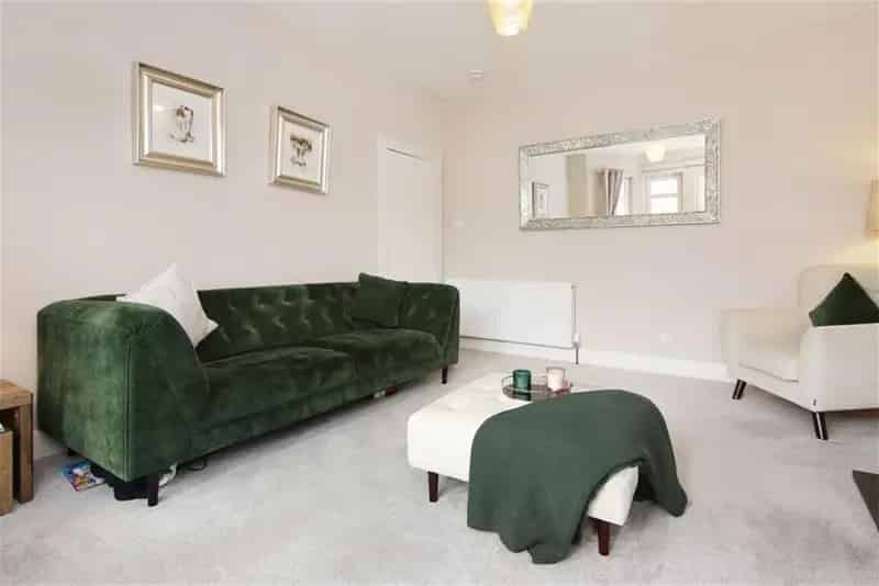 2 Bed Upper Villa Flat Corstorphine  Modern Living Classic Charm