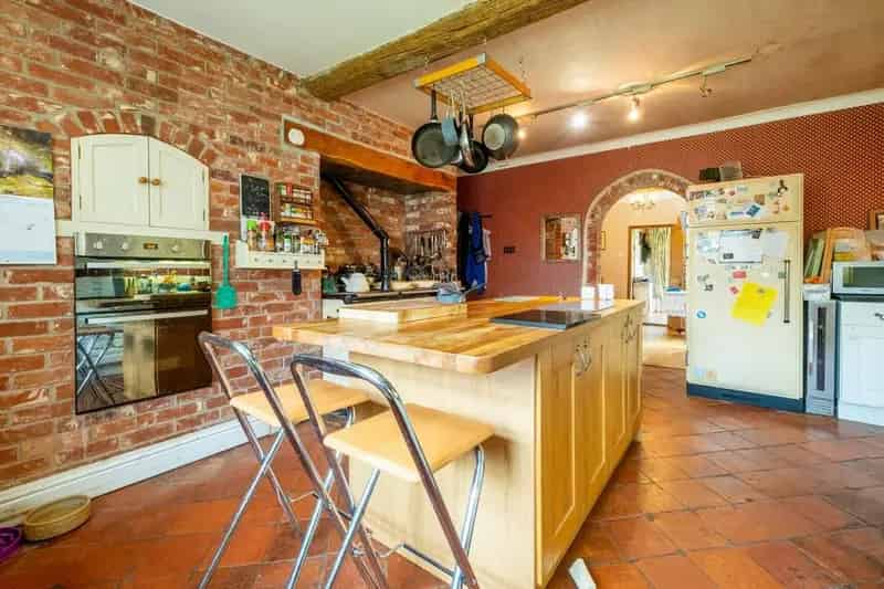 6 Bedroom Georgian House Old Buckenham