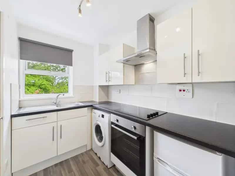 1 Bedroom Flat To Rent