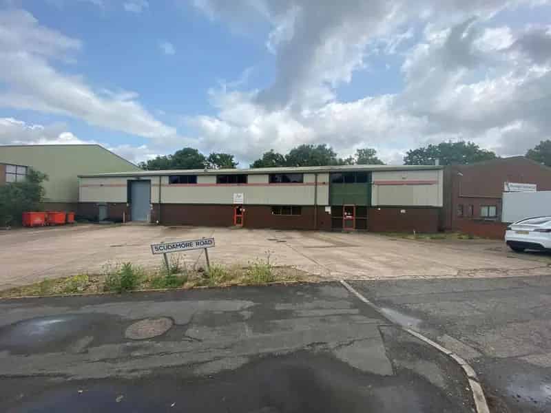 Modern Industrial Unit with Office Space For Lease
