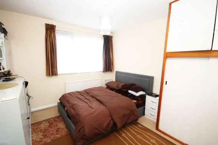 2 Bed Flat for Sale Sudbury Hill