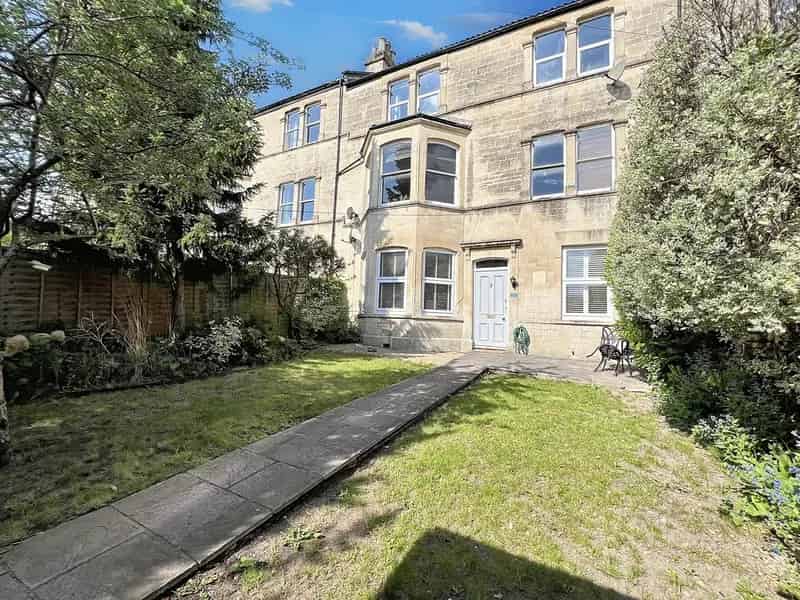 1 Bedroom Apartment House to Rent in Entry Hill Bath
