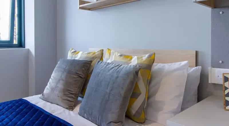 Student Studio Apartment in Exeter Near University