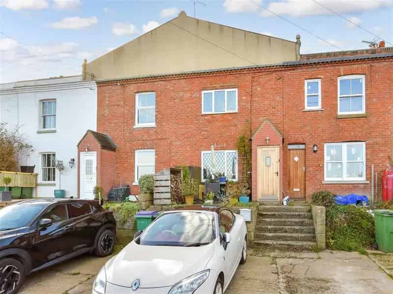 2 Bedroom Terraced House for Sale Near Westenhanger Station