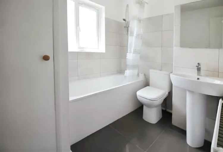 5 Bedroom Detached House to Rent London E16