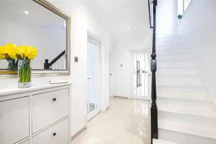4 Bedroom Semi Detached House for Sale
