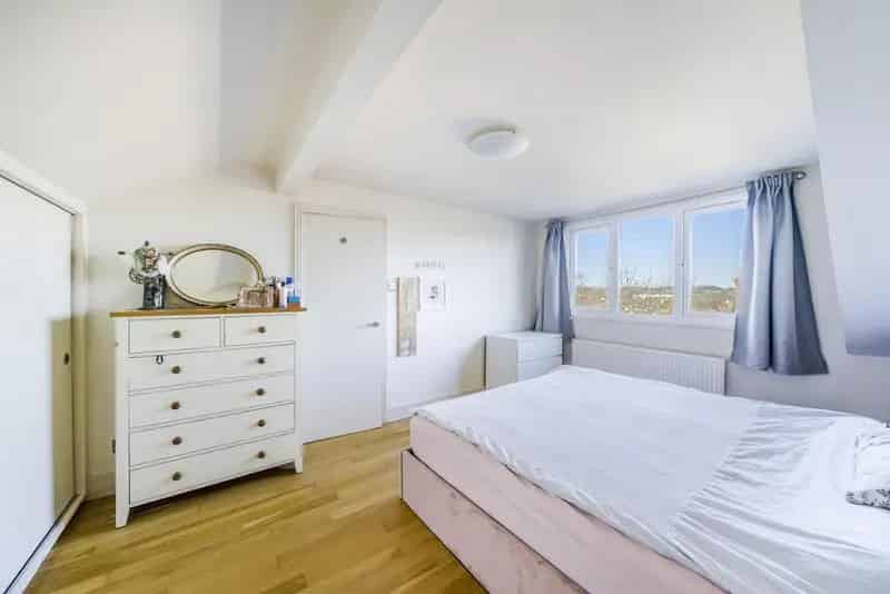 Crouch End Split Level Flat Roof Terrace Period Property