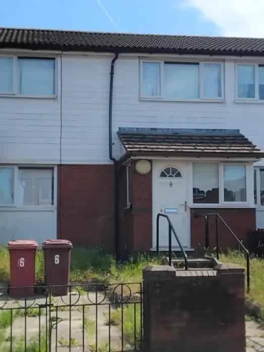 3 bed house in Westcroft