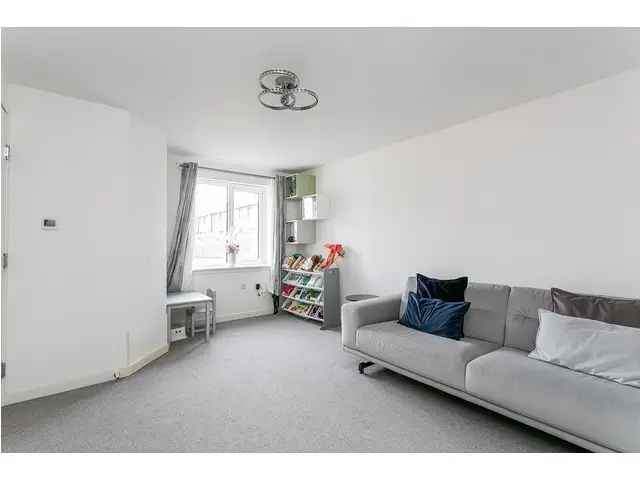 4 Bedroom Townhouse for Sale in Liberton Edinburgh