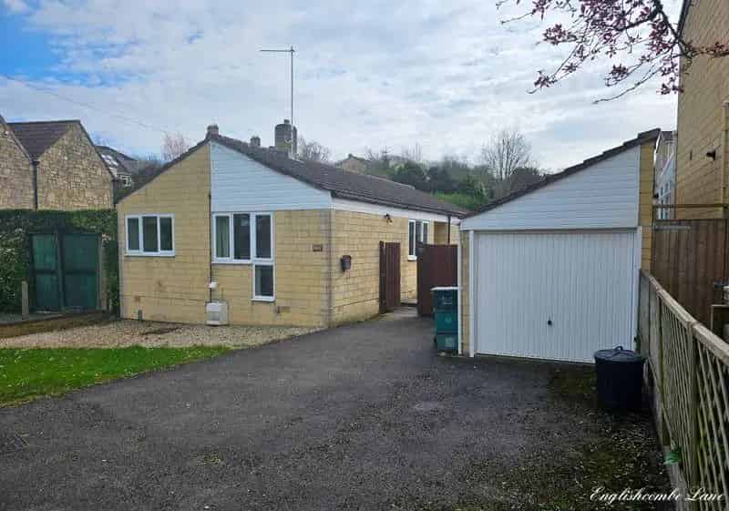 2 Bedroom Bungalow for Sale