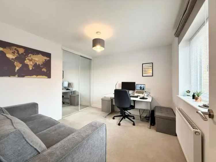 4 Bed Detached House for Sale
