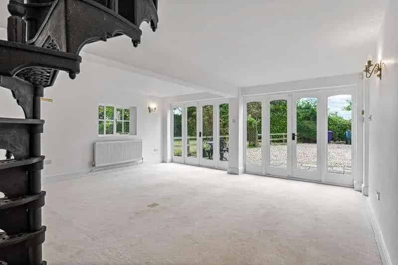 4 Bed House for Sale in Picturesque Therfield