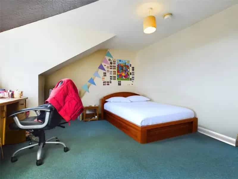 5 Bedroom Student House to Rent August 2025