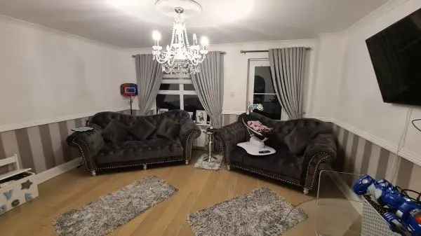 House For Rent in Hertsmere, England