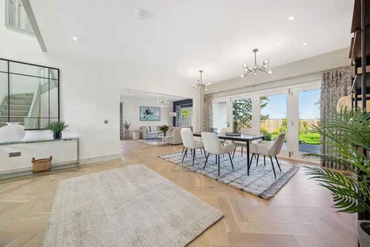 Luxury Detached Villa Near Gleneagles Golf Course