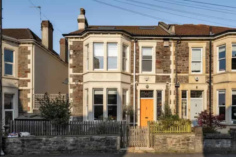 5 Bedroom Semi Detached House For Sale