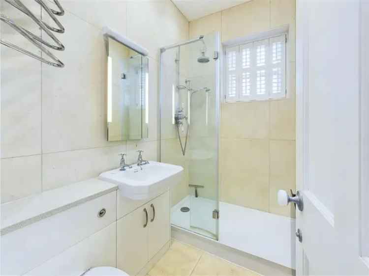2 Bedroom Apartment for Sale High Standard Appliances