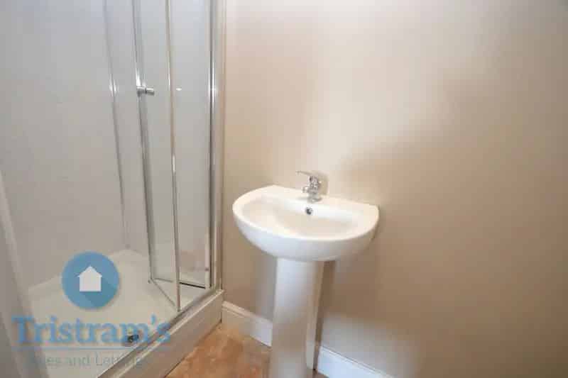 1 Bedroom Student House to Rent Bills Included