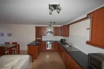 2-Bedroom Furnished Apartment Kings Gate Aberdeen