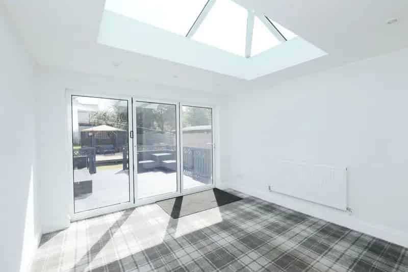 Extended Three Bedroom Semi Detached House Near Bassetlaw Hospital