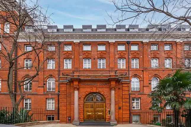 Flat for sale in Chepstow Villas, London W11