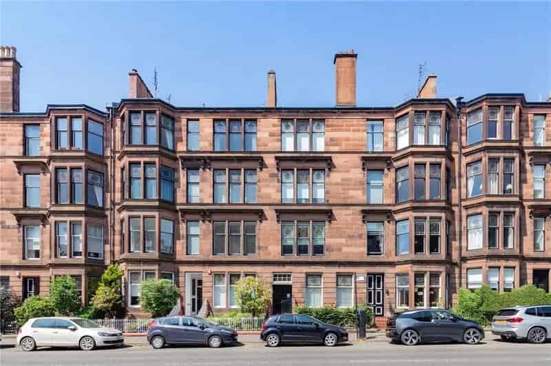 3 Bedroom Apartment to Rent in Glasgow's West End