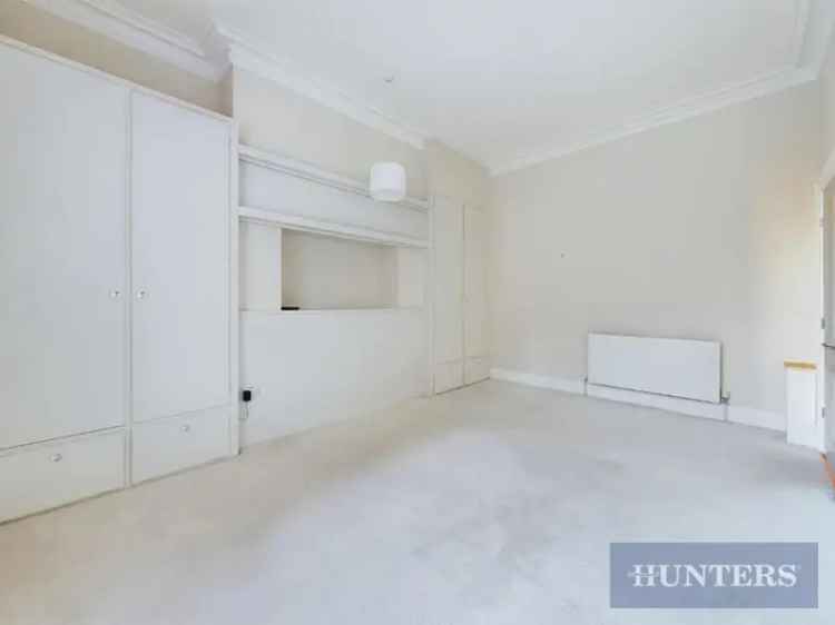2 Bed Flat for Sale in Scarborough