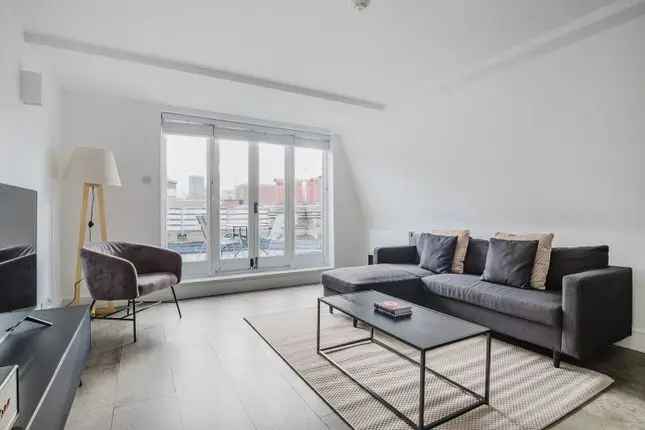 Flat to rent in Clerkenwell, London EC1V