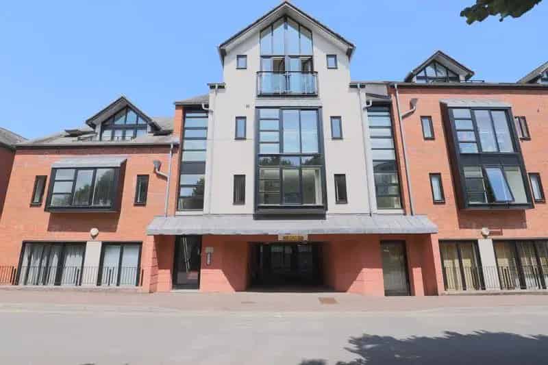 1 Bedroom Ground Floor Flat to Rent