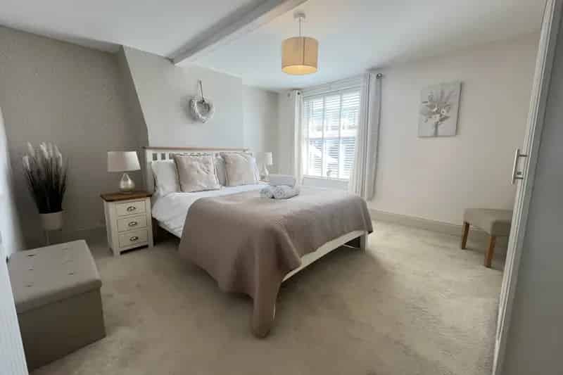 2 Bed Furnished House Gorleston-On-Sea Short Term Let Zero Deposit