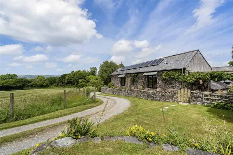 3 Bedroom Barn Conversion Bere Peninsula