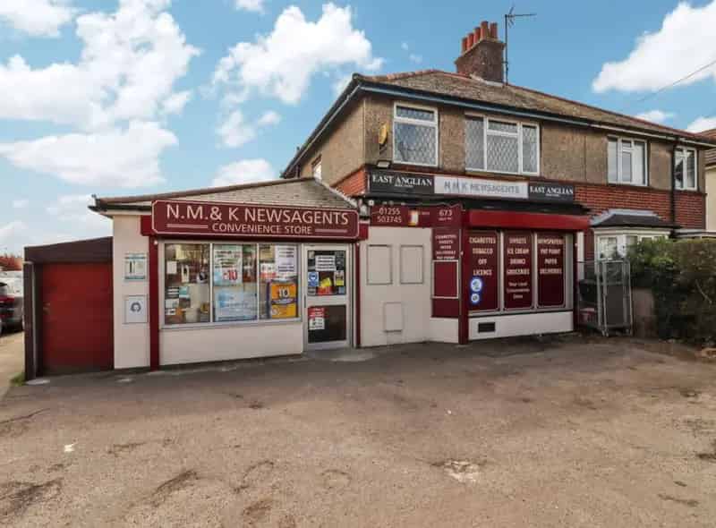 3 Bed Semi Detached House with Shop and 6 Car Driveway