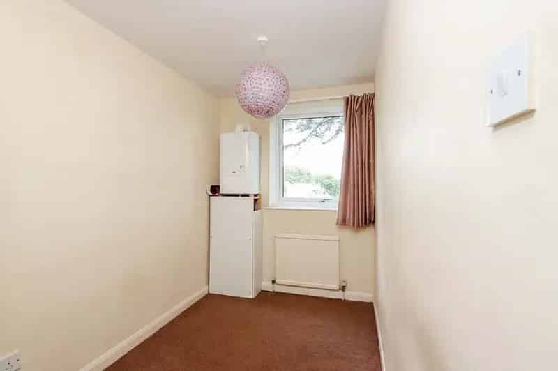 3 Bedroom Ground Floor Apartment for Sale in Ranmoor Sheffield