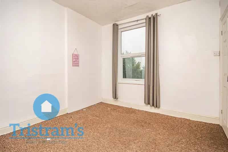 1 Bedroom Apartment Hucknall - Close to Amenities