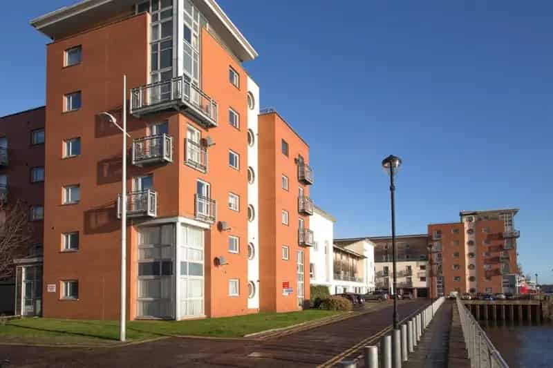 3 Bedroom Flat To Rent