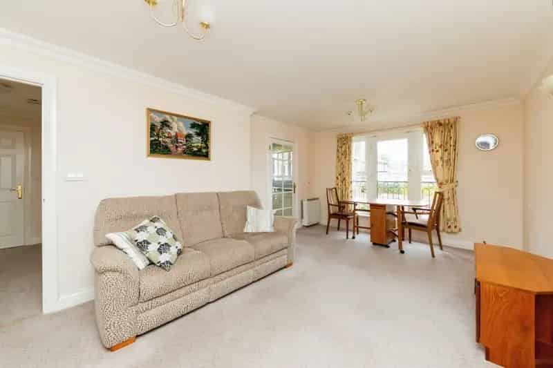 Spacious Retirement Apartment with Communal Facilities in Baldock