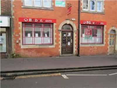 Newport Pagnell High Street Commercial Unit - Former Post Office
