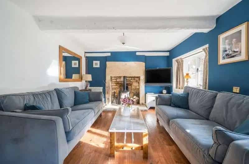 3 Bed Character Home for Sale in Brimscombe