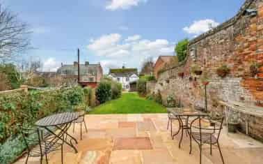 Bridport Town Centre Grade II Listed House with Parking and Garden