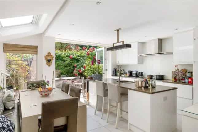 Stunning Terraced House for Sale in Studdridge Street SW6