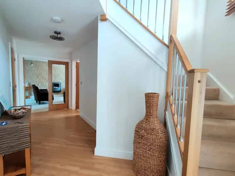 4 Bedroom House To Rent
