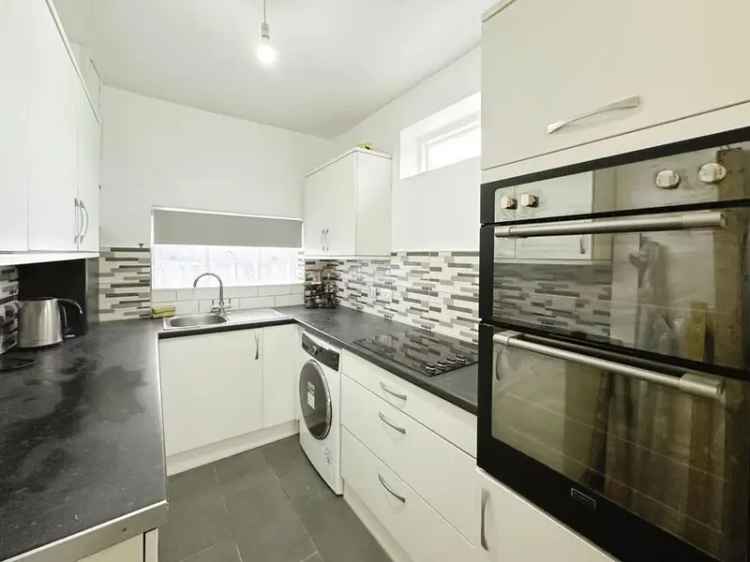 3 Bedroom Semi Detached House for Sale London E16